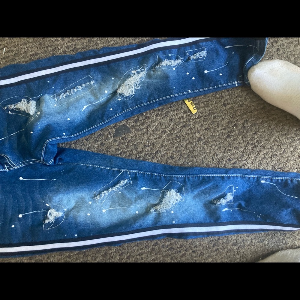 Custom jeans - Picture 3 of 3